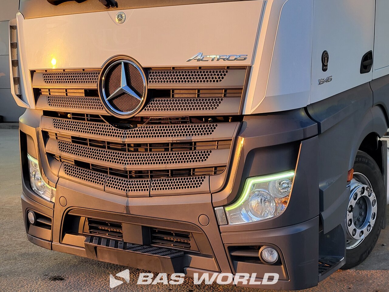 Other : Mercedes Actros 1845 Tractor