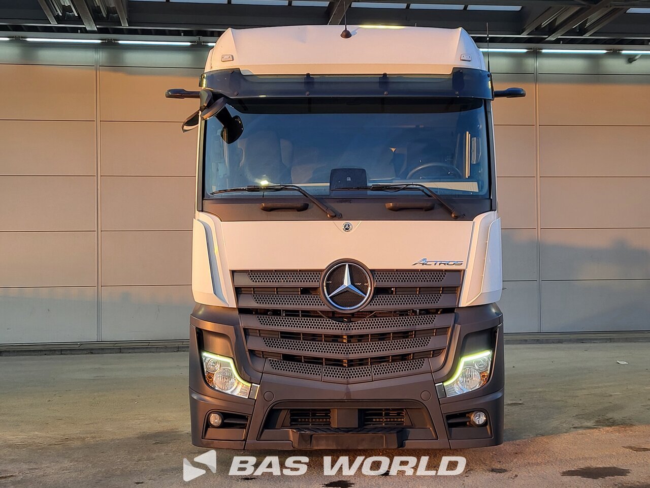 Other : Mercedes Actros 1845 Tractor
