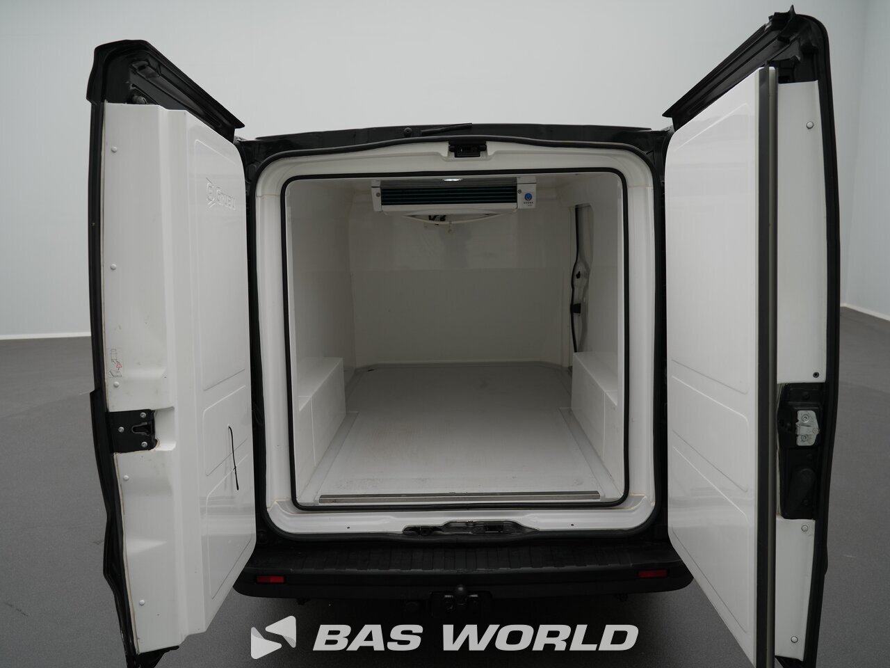 Other : Renault Trafic 120pk Sluten kylbil