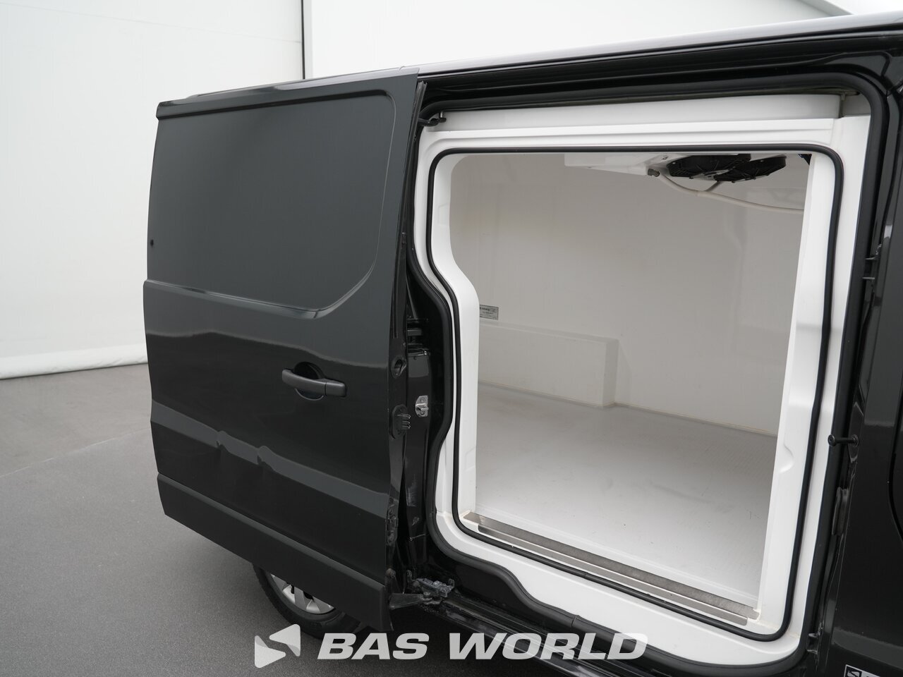 Other : Renault Trafic 120pk Sluten kylbil
