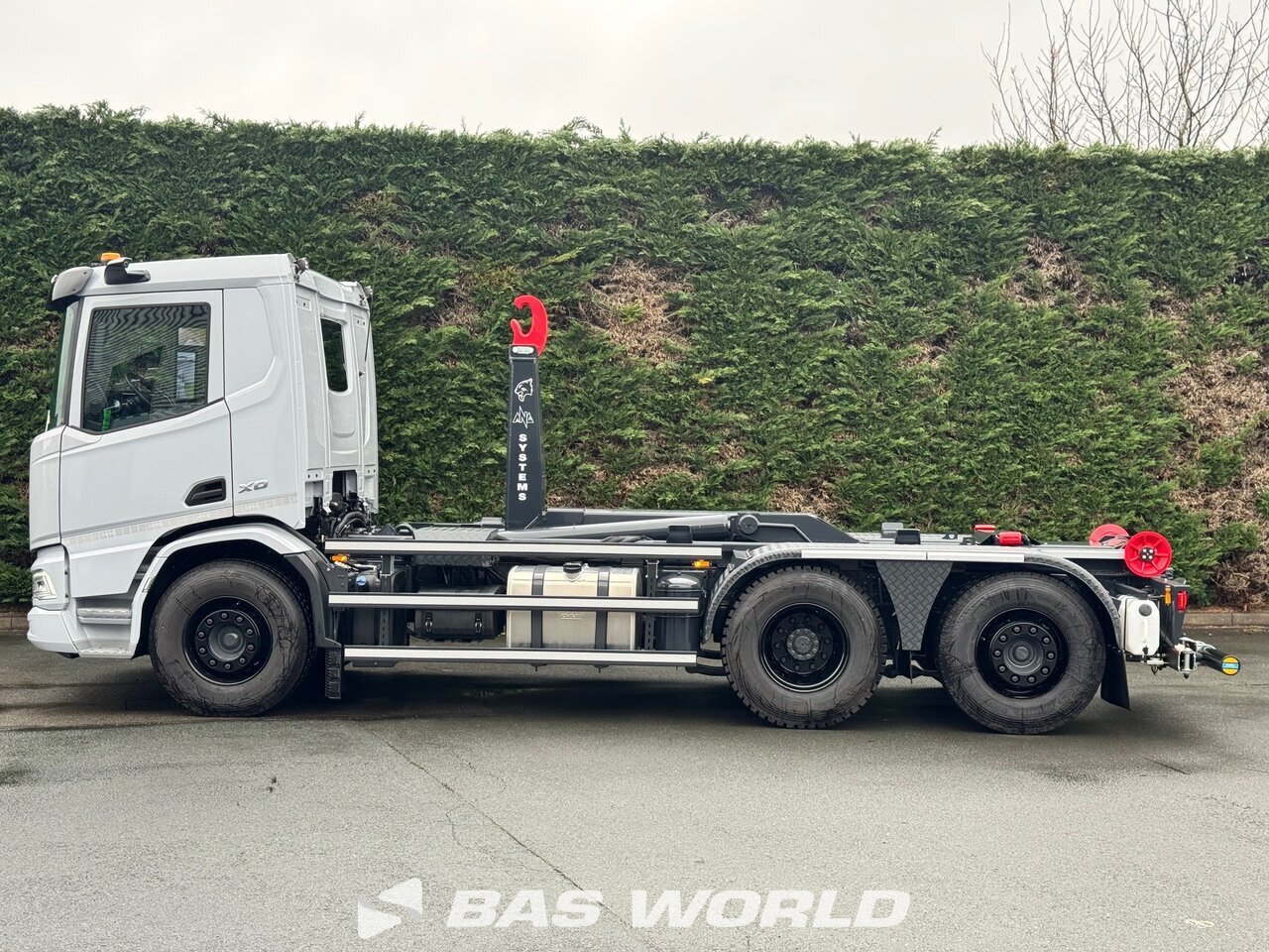 Other : DAF XD 450 camión con gancho elevador