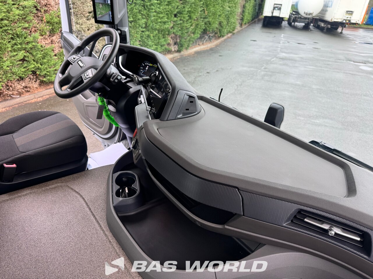 Other : DAF XD 450 camión con gancho elevador