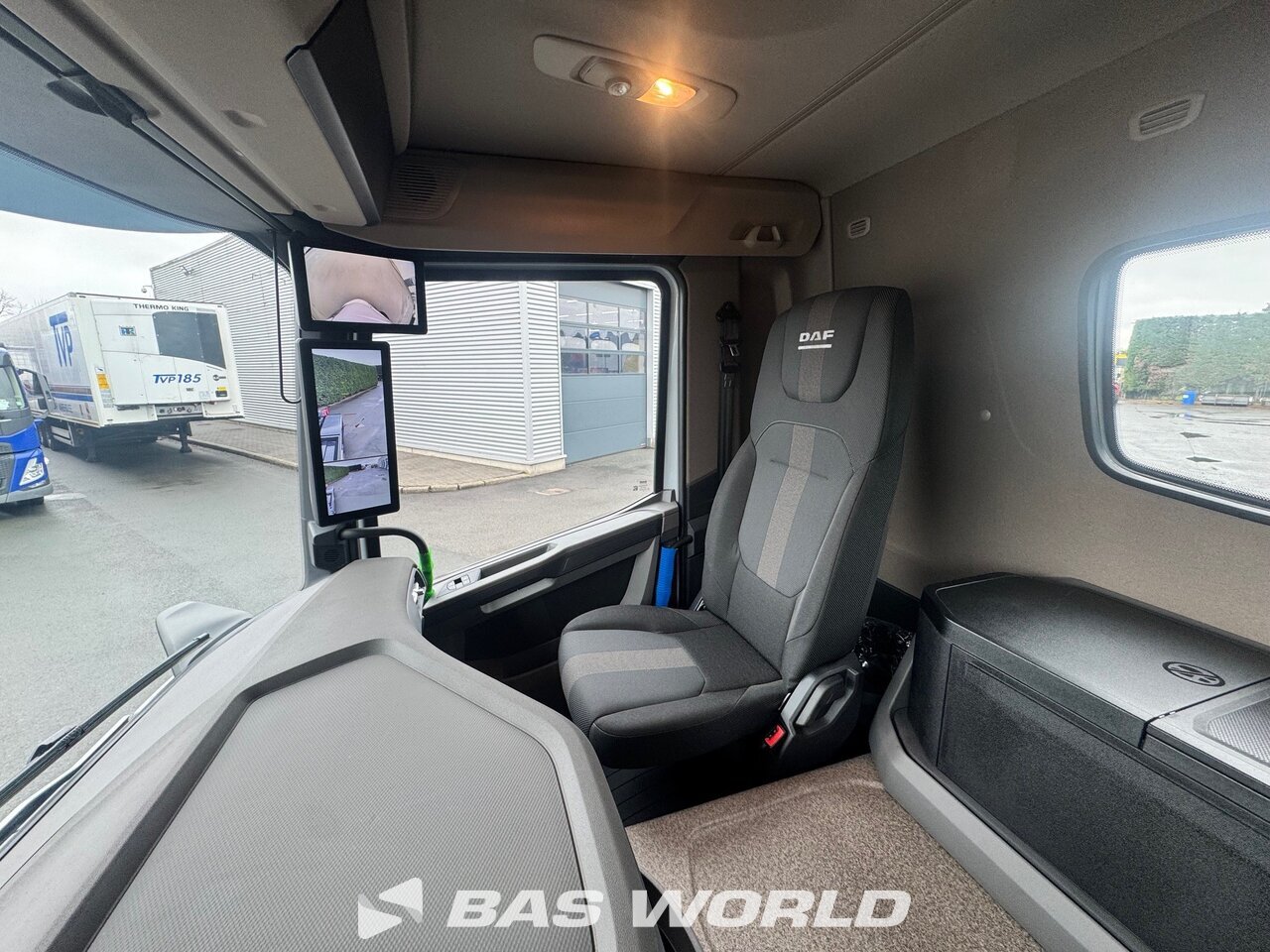 Other : DAF XD 450 camión con gancho elevador