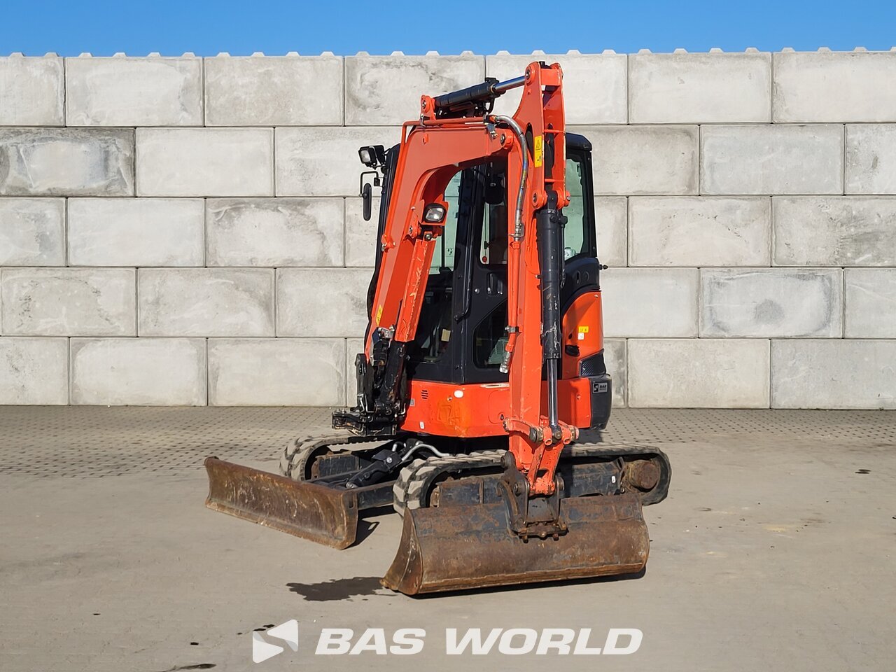 Other : Kubota U36-4 Mini excavator <10t