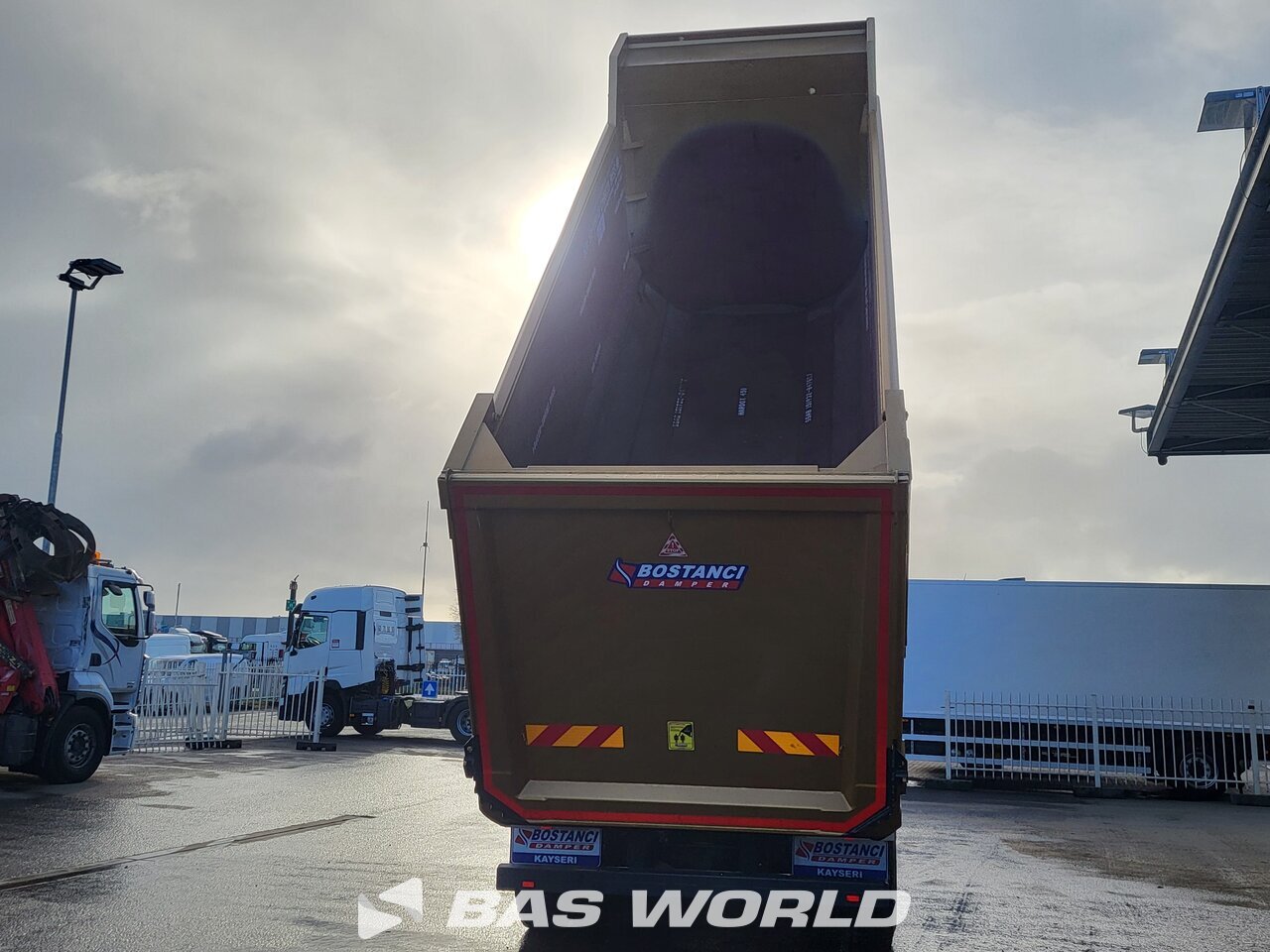 Other : Mercedes Arocs 4851 Самосвал