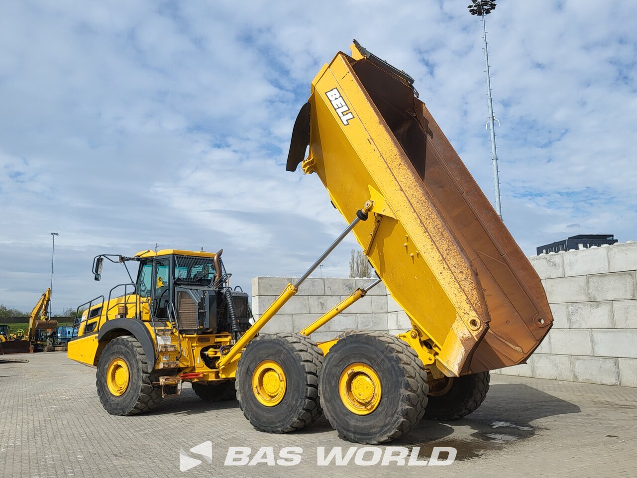 Other : Bell B45 E Camión volquete