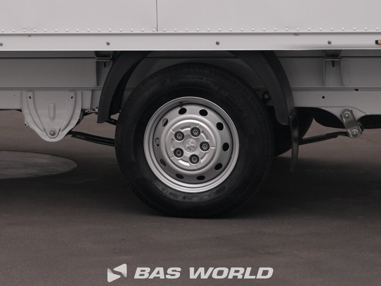 Other : Peugeot Boxer 140PK Stängda lastbilskarosser