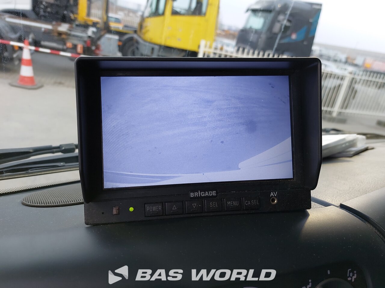 Other : MAN TGL 12.220 Box body truck