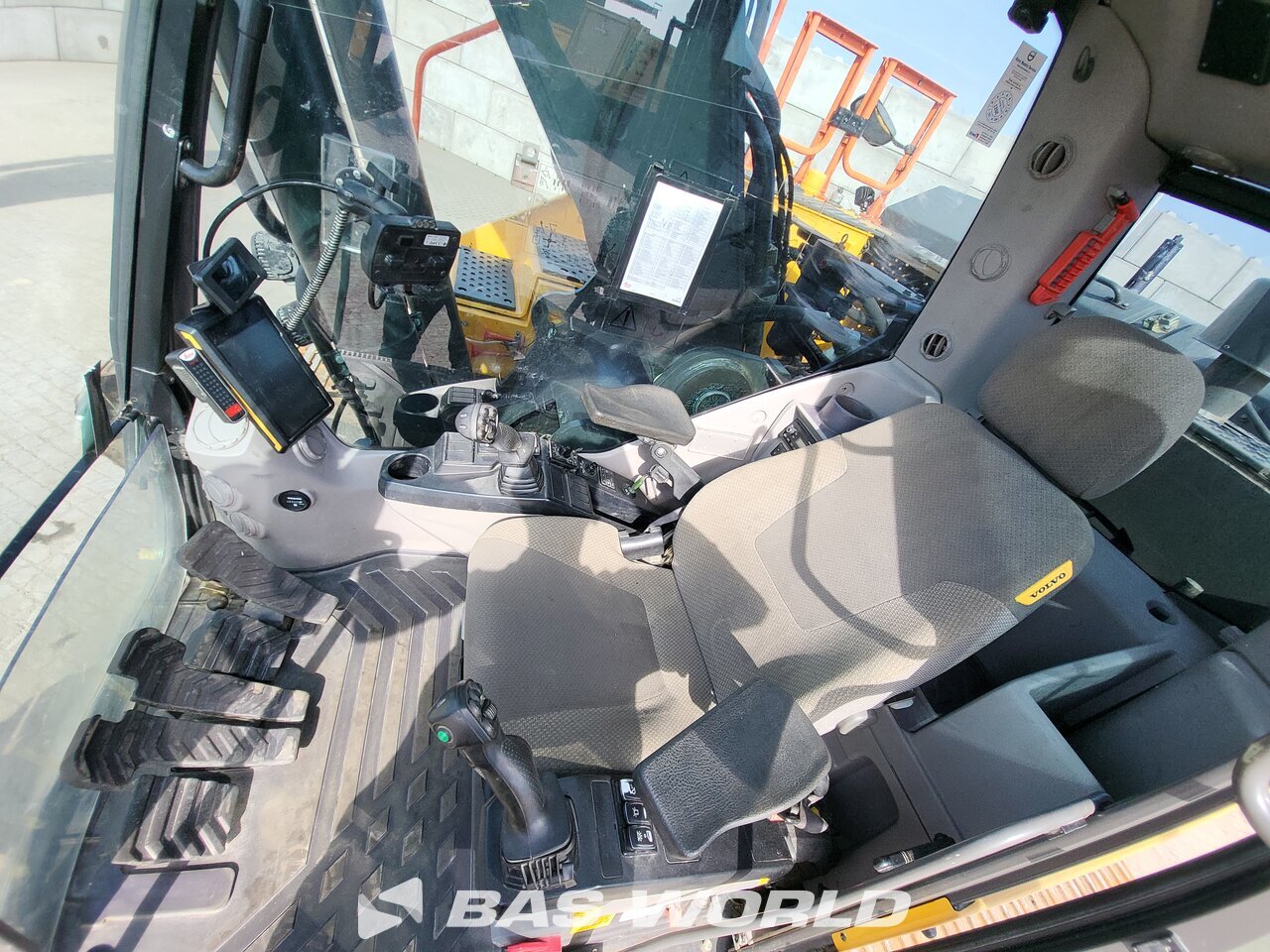 Other : Volvo EC300 E L Excavadora de cadenas