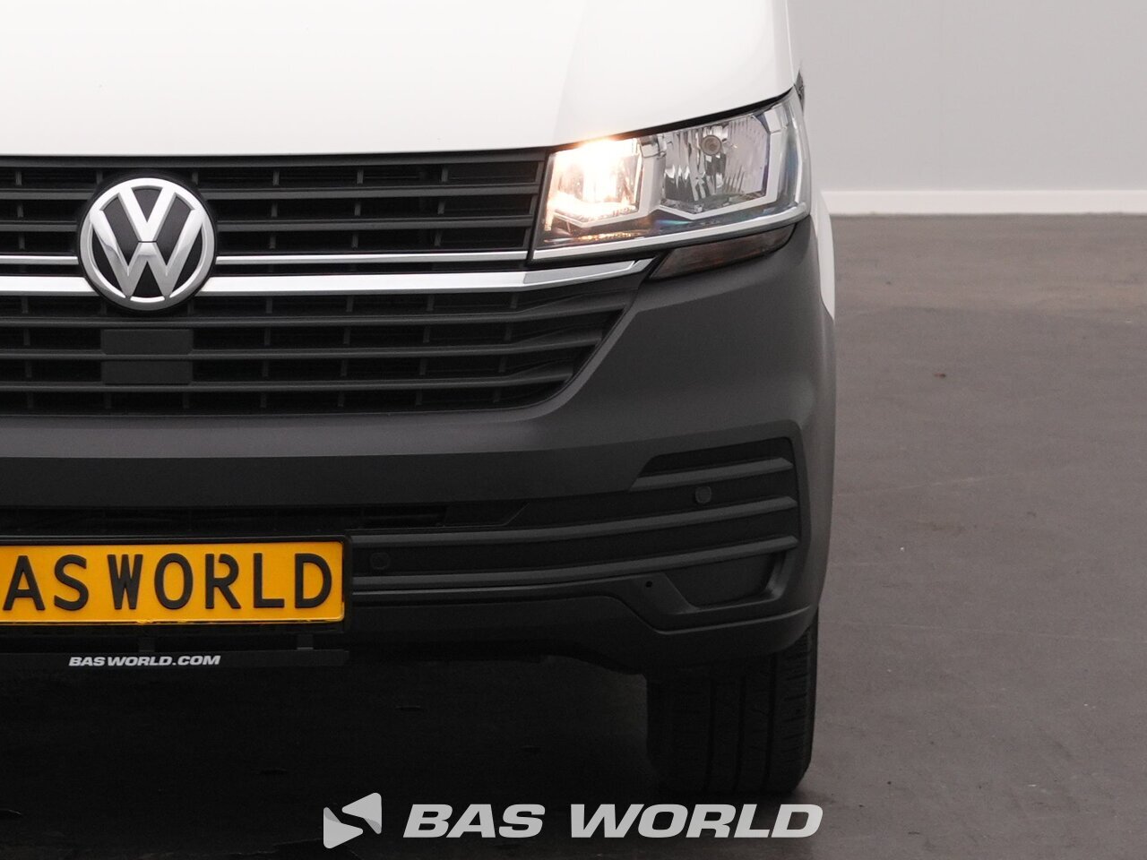 Other : Volkswagen Transporter 150PK Затворен ван