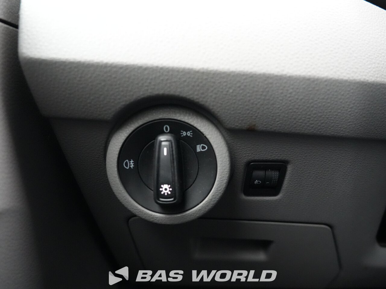 Other : Volkswagen Transporter 150PK Затворен ван