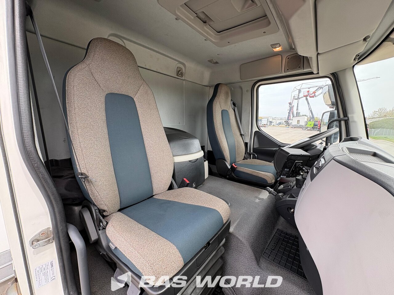 Other : Volvo FL 210 Karoserije furgona