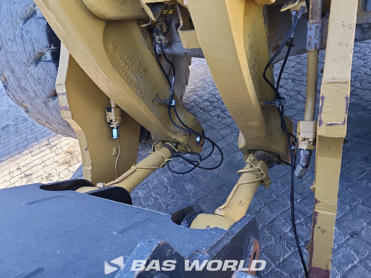 Other : Caterpillar 980 M Chargeuse sur pneus