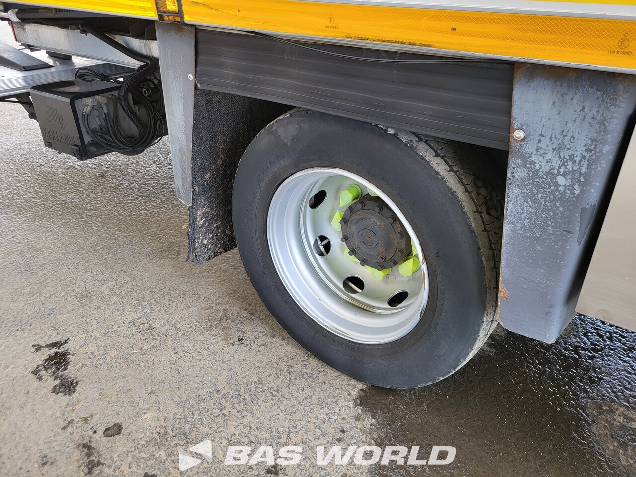 Other : Renault D 210 Refrigerated Truck