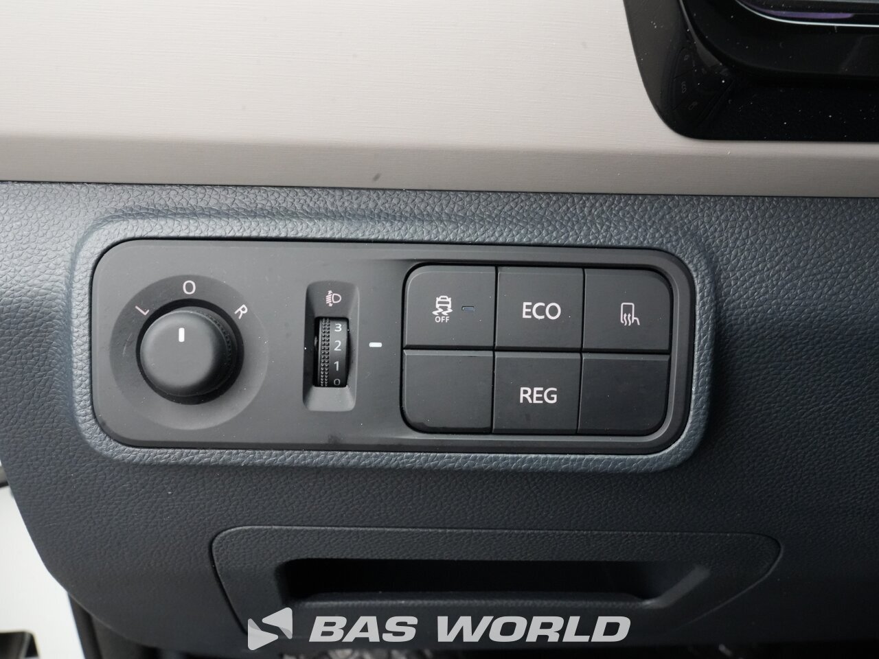 Other : Maxus eDeliver 3 Затворен ван