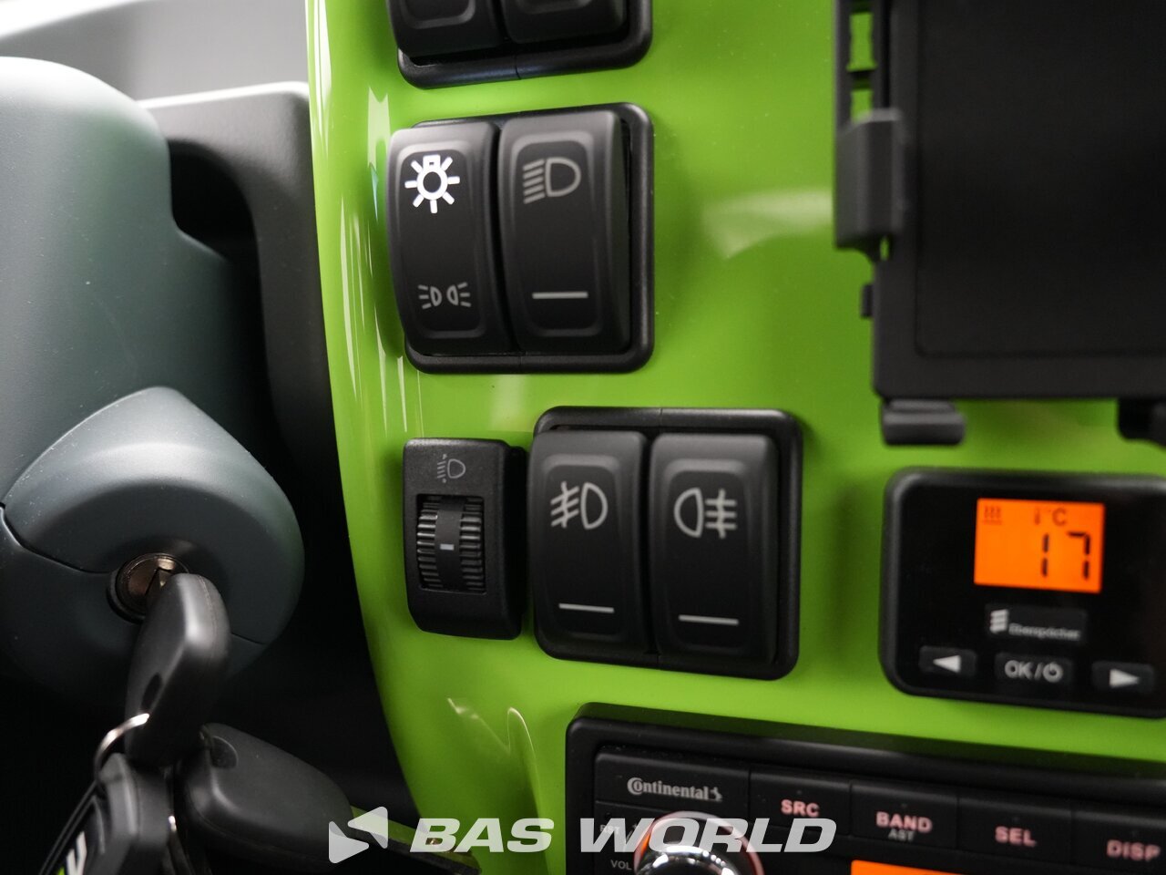 Other : EVUM Motors aCar Отворен
