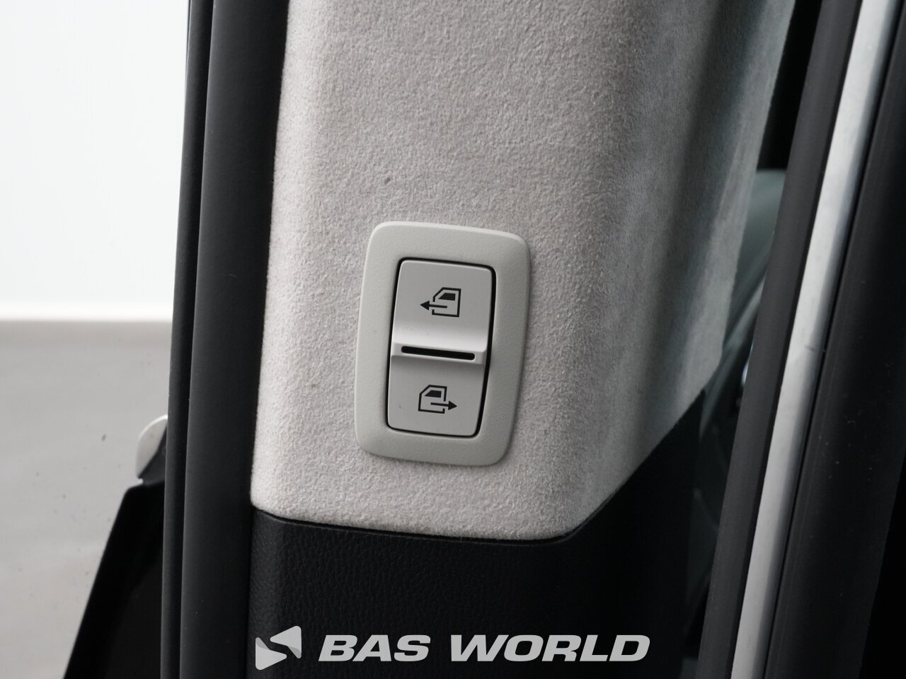 Other : Maxus MIFA 9 Passenger Transport/Minibus