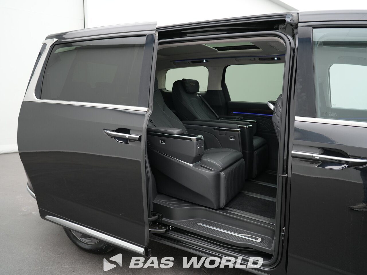 Other : Maxus MIFA 9 Passenger Transport/Minibus