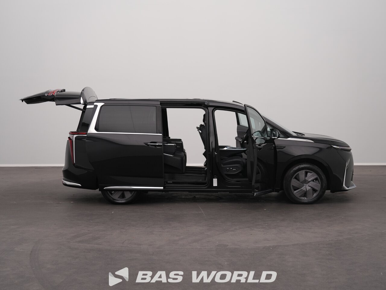 Other : Maxus MIFA 9 Passenger Transport/Minibus