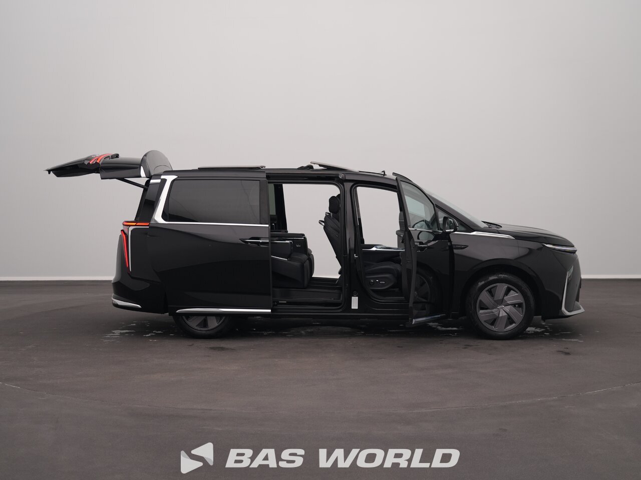 Other : Maxus MIFA 9 Passenger Transport/Minibus