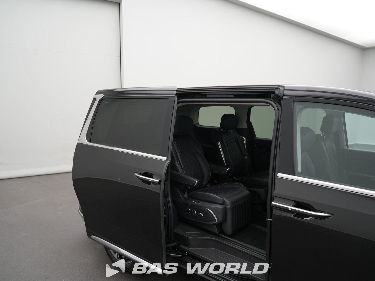 Other : Maxus MIFA 9 Passenger Transport/Minibus