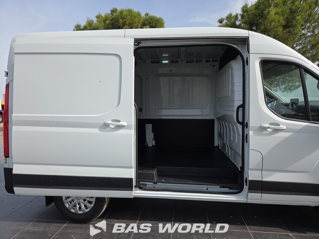 Other : Maxus eDeliver 9 Duba închisă