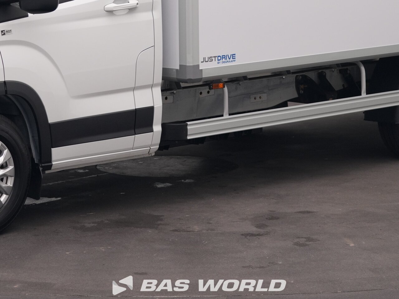 Other : Maxus eDeliver 9 صندوق مغلق