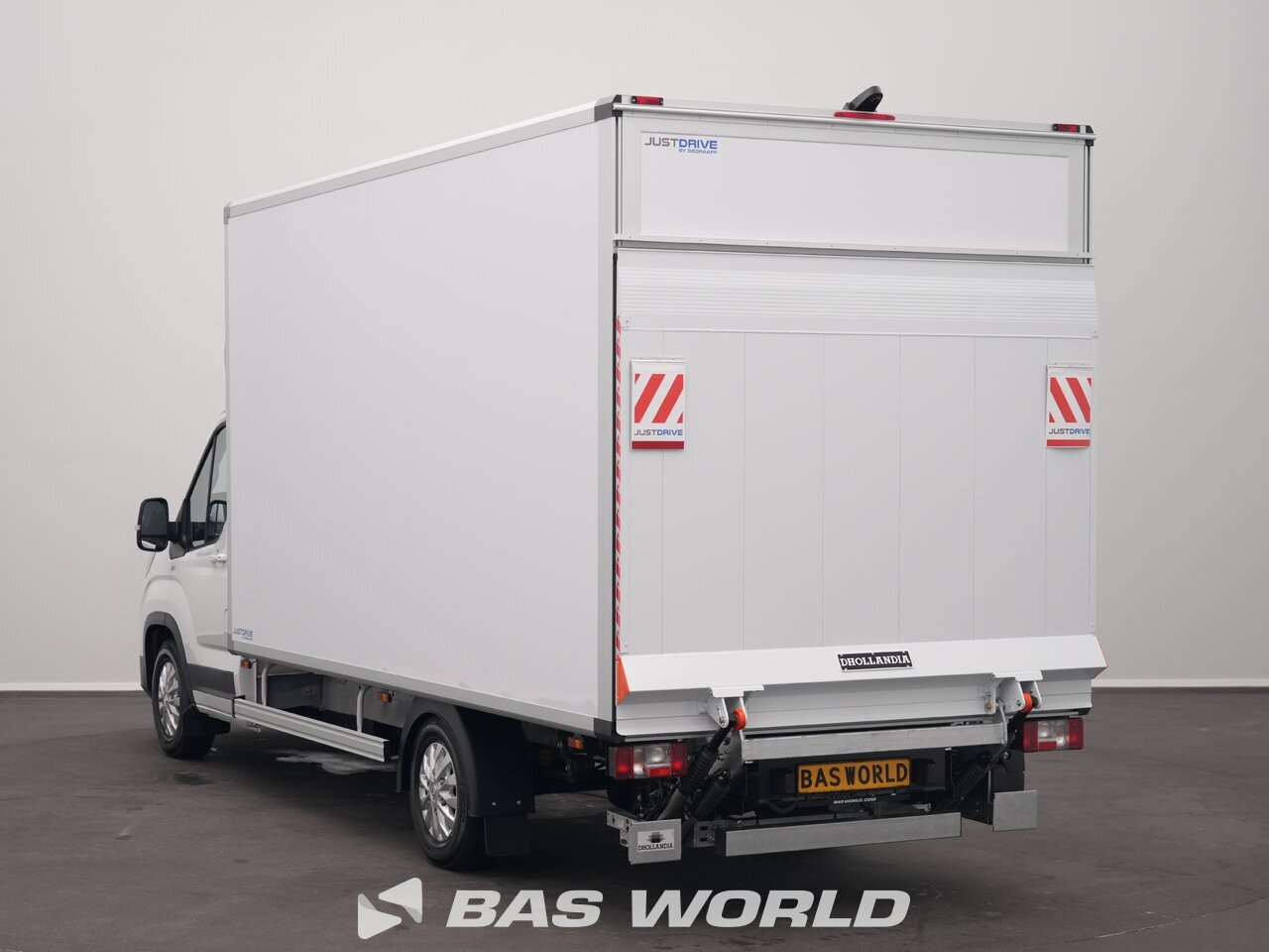 Other : Maxus eDeliver 9 صندوق مغلق