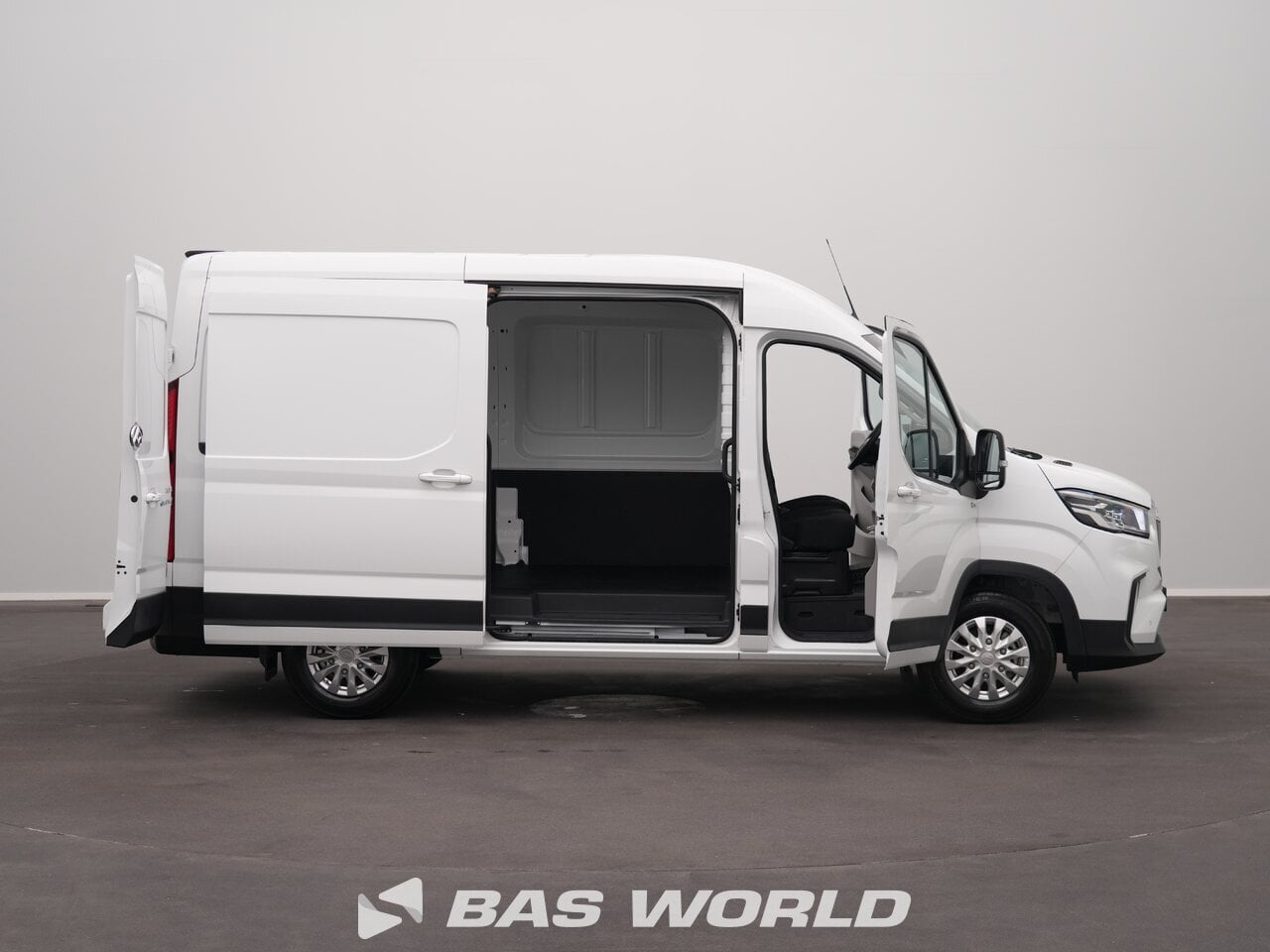 Other : Maxus eDeliver 9 Closed box van
