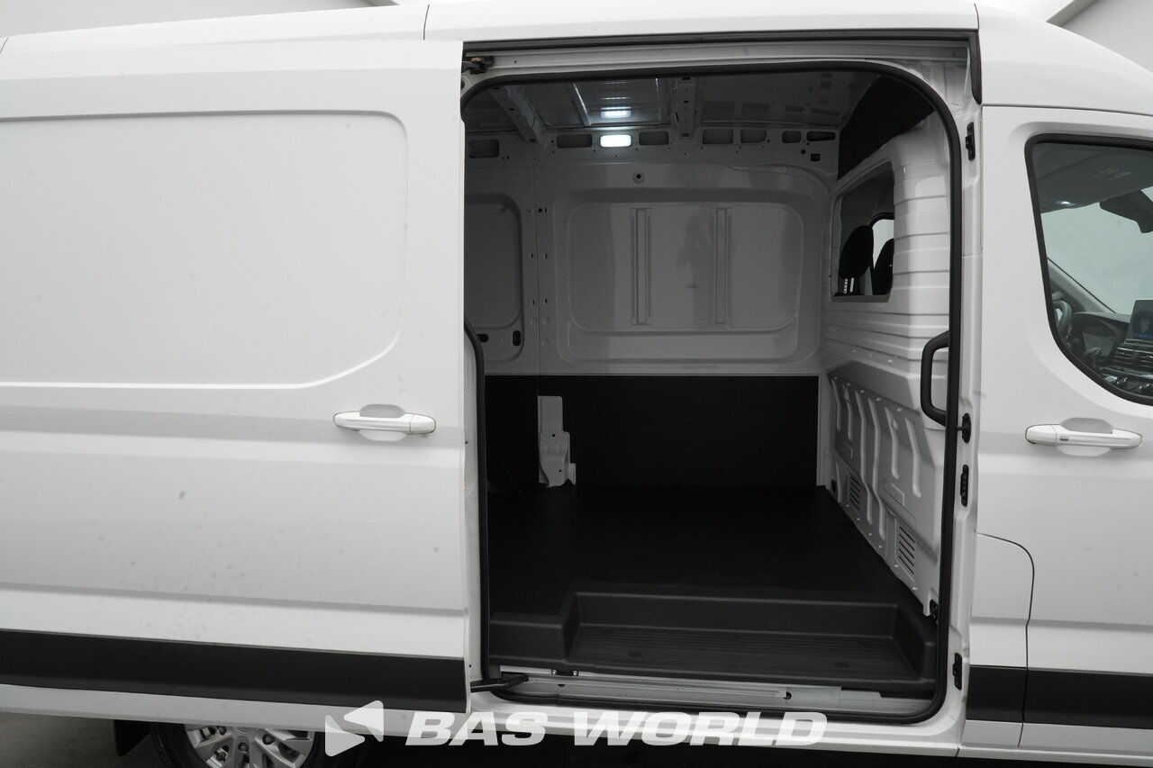 Other : Maxus eDeliver 9 Closed box van