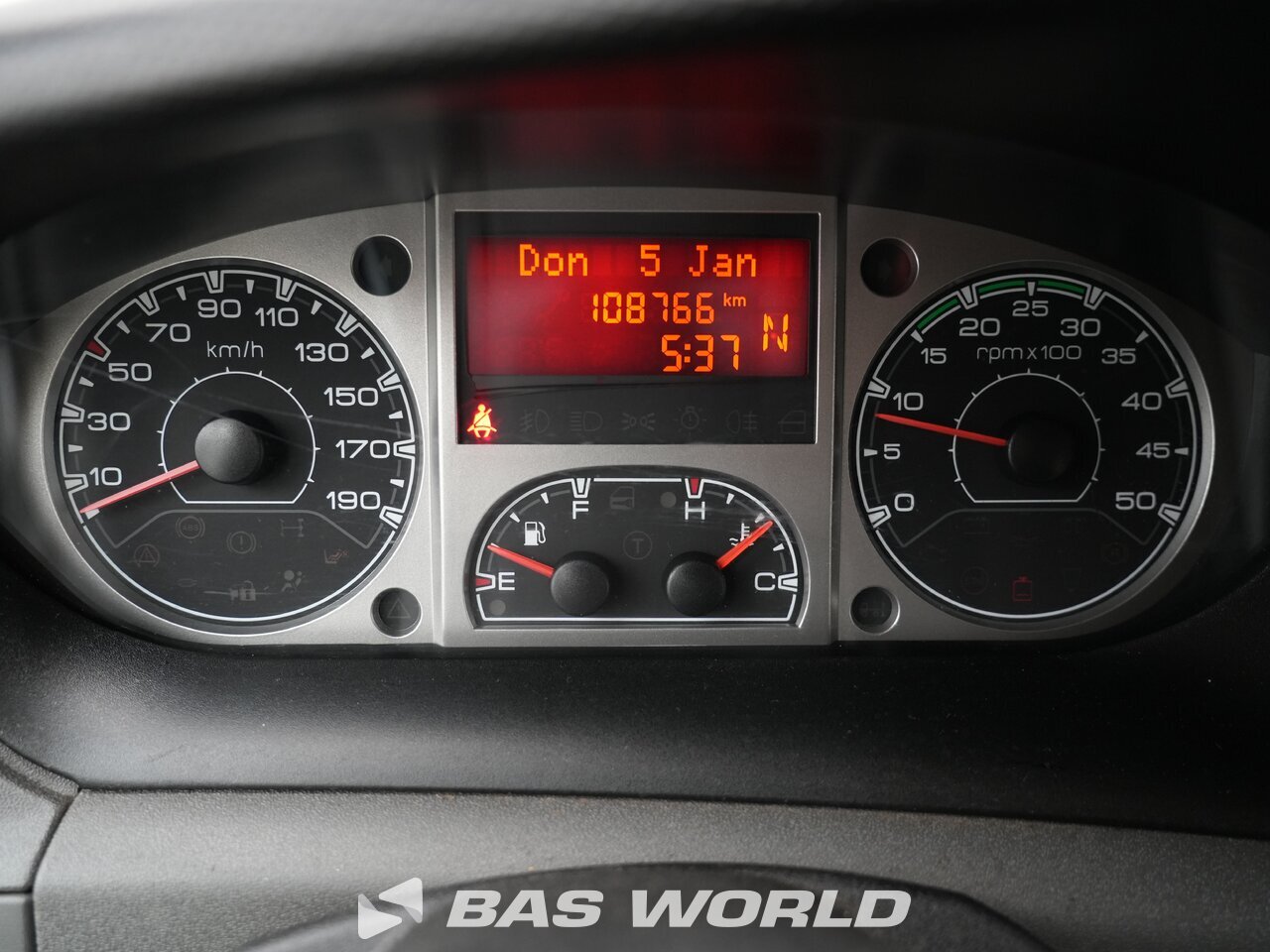 Other : Iveco Daily 35S11 Containere pentru