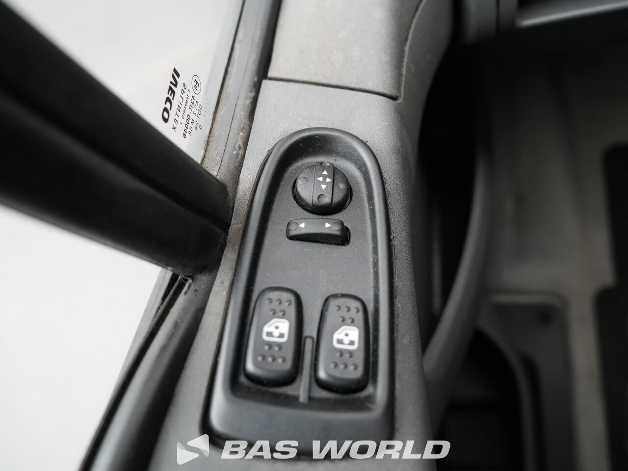 Other : Iveco Daily 35S11 Containere pentru
