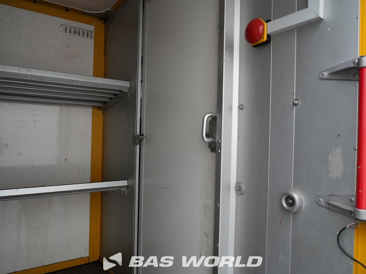 Other : Iveco Daily 35S11 Containere pentru