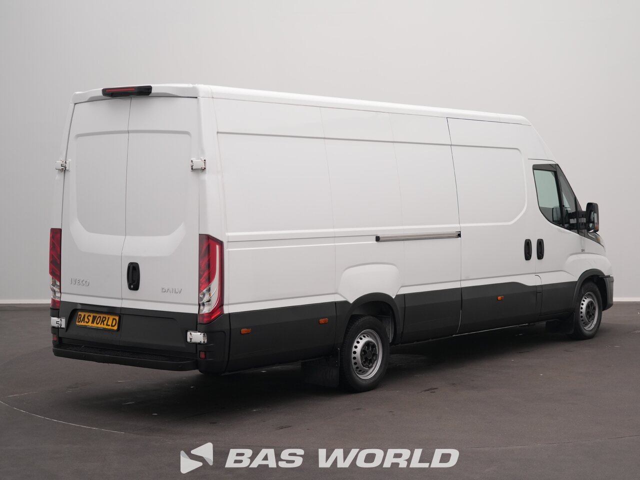 Other : Iveco Daily 35S16 Minibussar skåpbilar