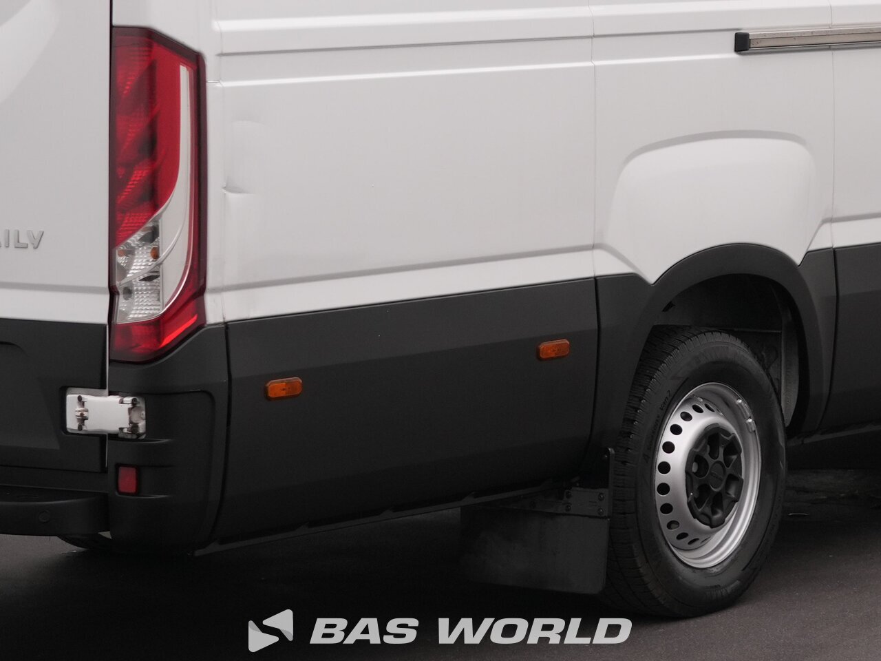 Other : Iveco Daily 35S16 Furgoneta cerrada