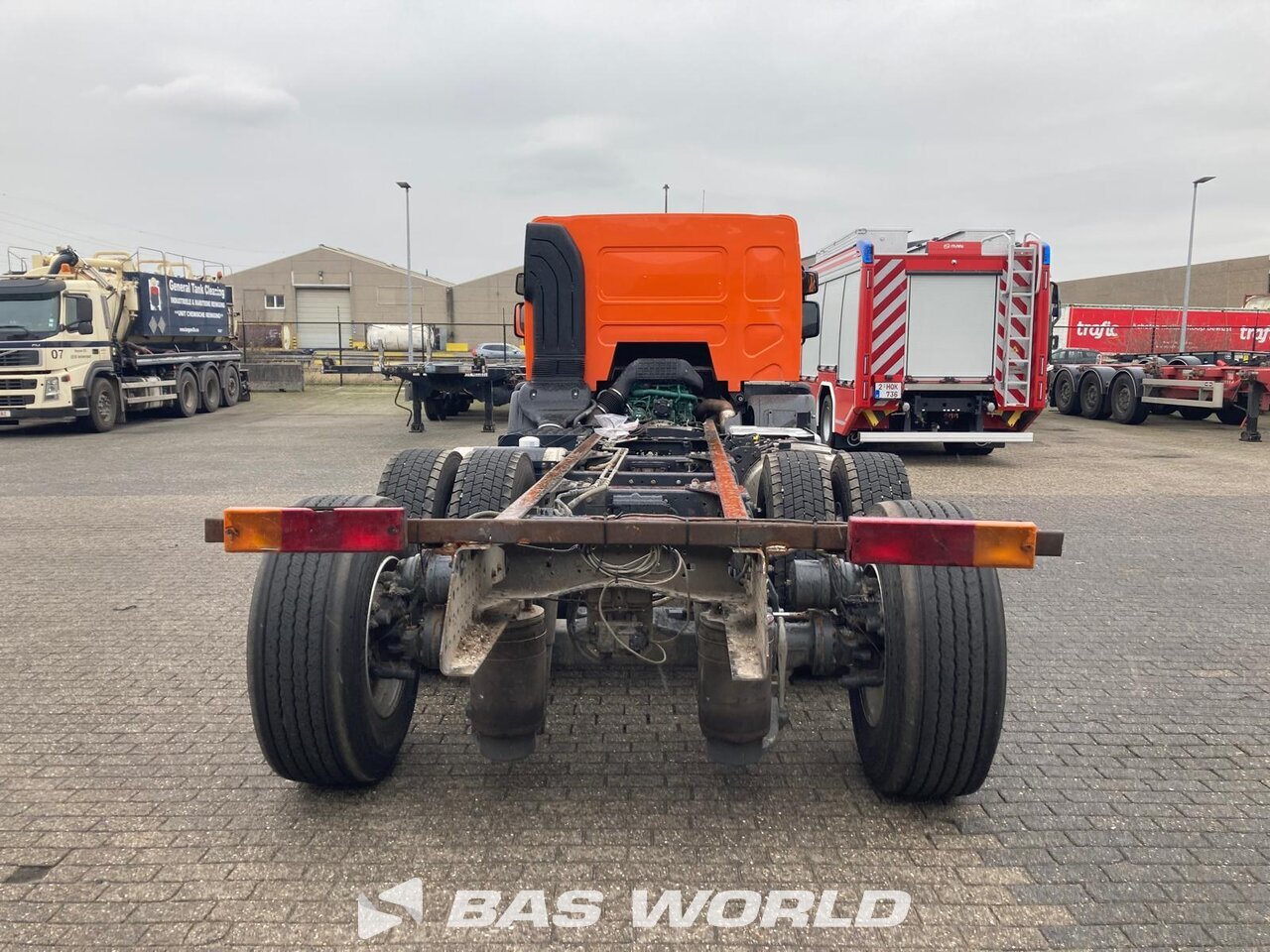 Other : Volvo FE 350 Caminhão chassis