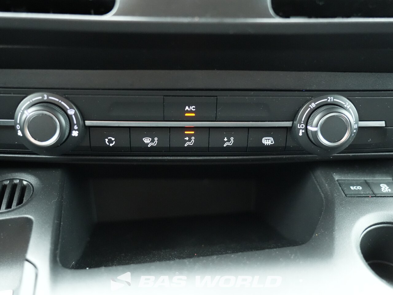 Other : Peugeot Partner 110pk Minibussar skåpbilar