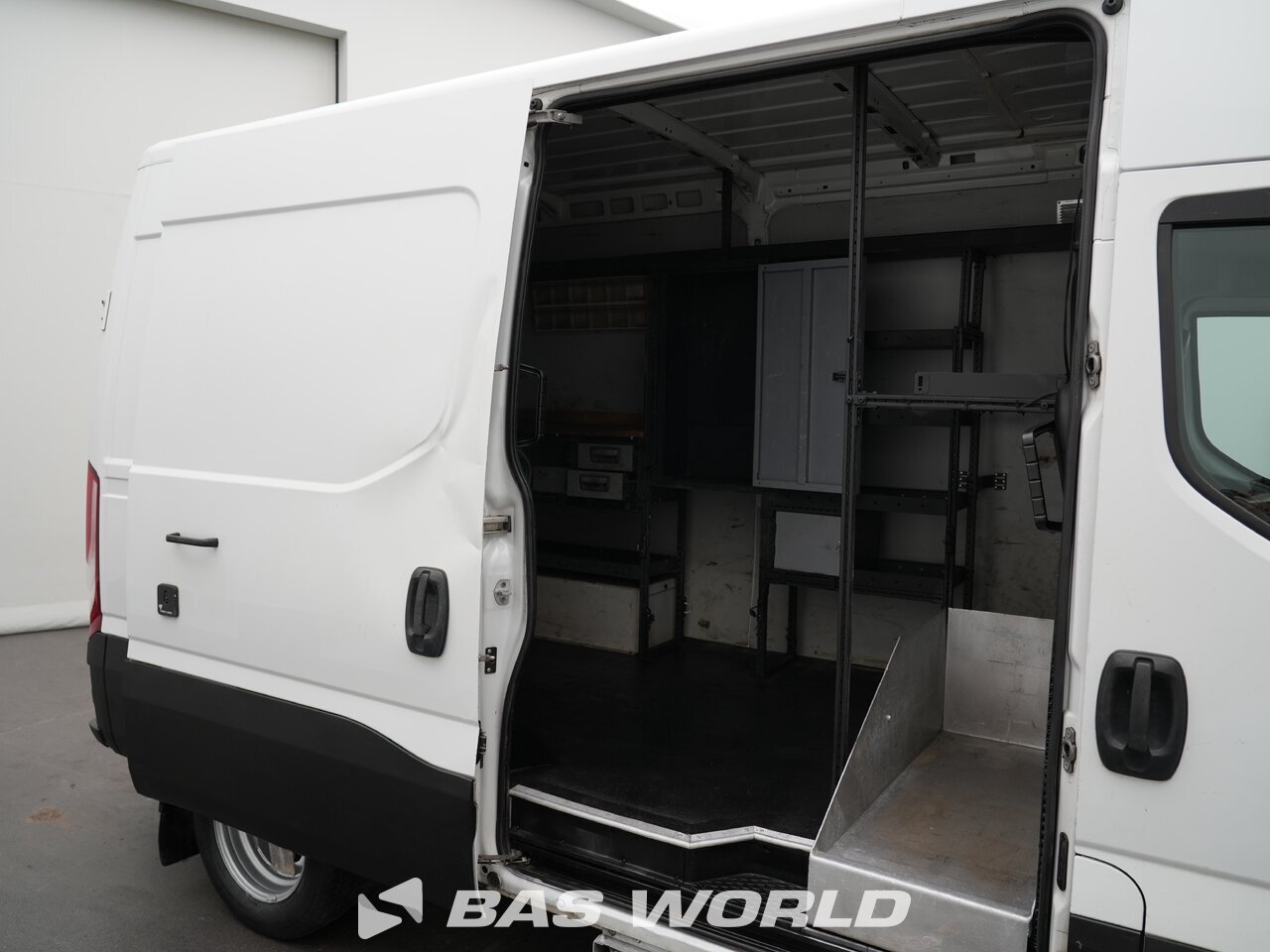 Other : Iveco Daily 35C14 Затворен ван
