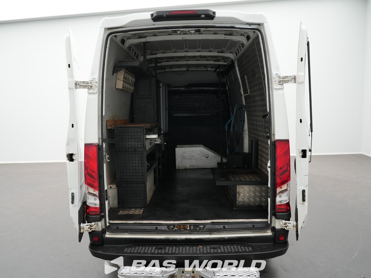 Other : Iveco Daily 35C14 Затворен ван