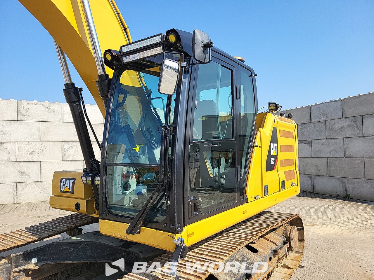 Other : Caterpillar 323 -07B Bageri gusjeničari