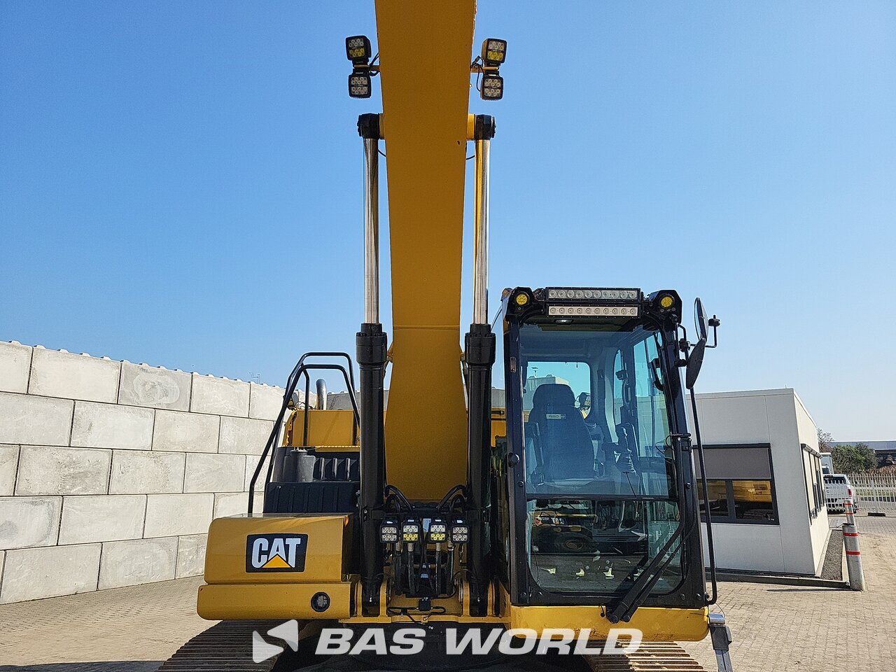 Other : Caterpillar 323 -07B Bageri gusjeničari