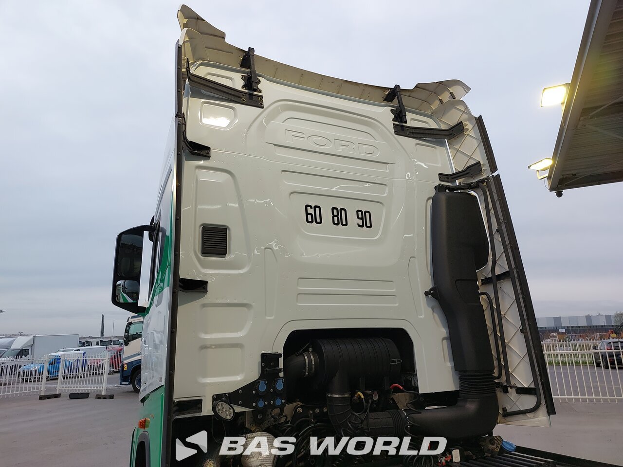 Other : Ford F-Max 500 Vetopöytäauto