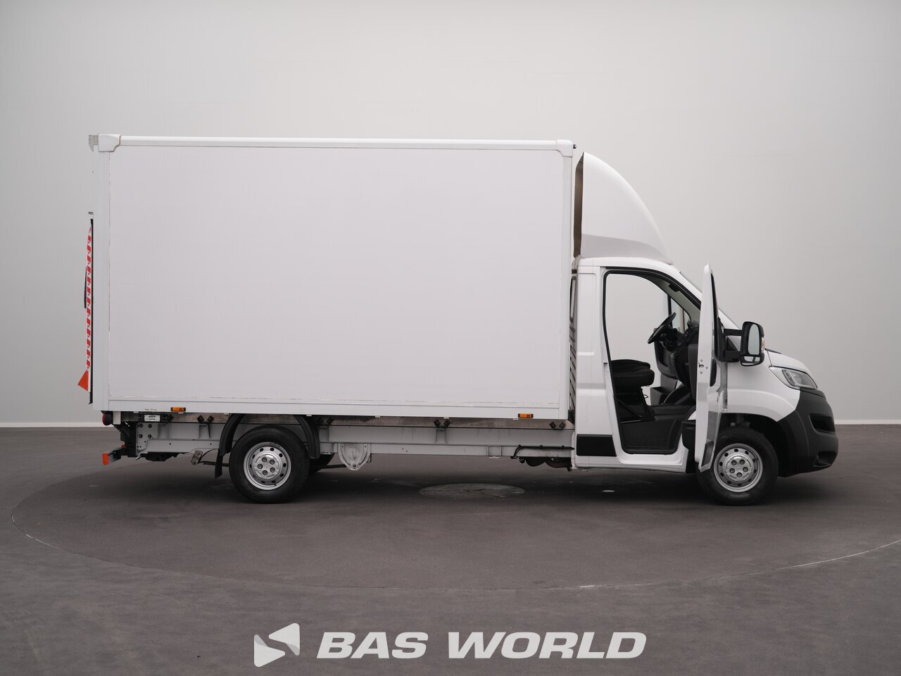 Other : Opel Movano 140PK Geschlossener Kasten