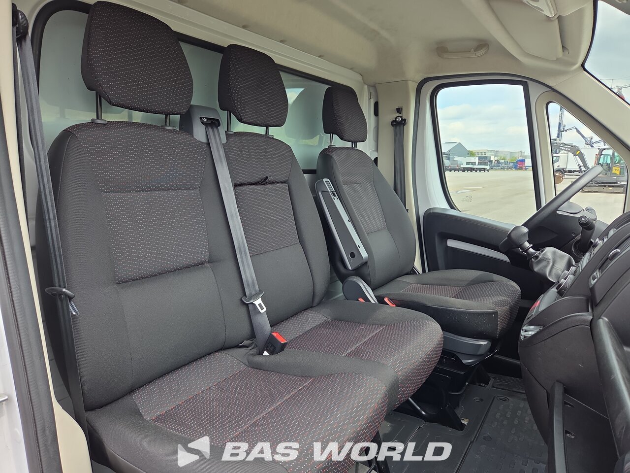 Other : Opel Movano 140PK Geschlossener Kasten