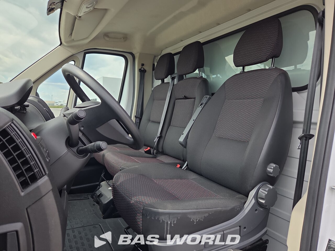 Other : Opel Movano 140PK Geschlossener Kasten