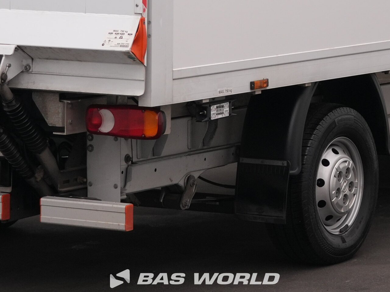 Other : Opel Movano 140PK Geschlossener Kasten