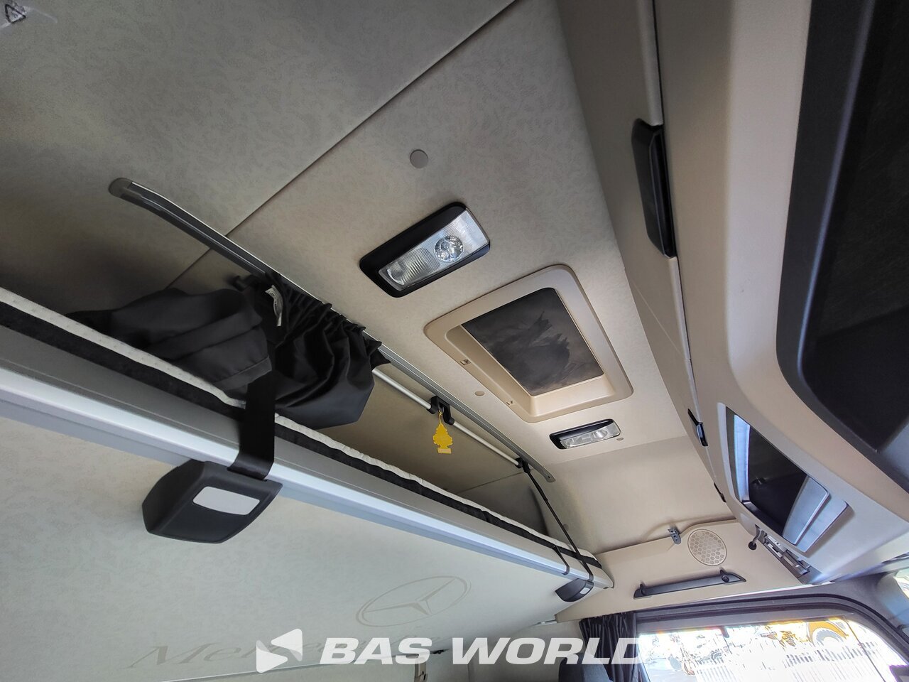 Other : Mercedes Actros 1846 Cap tractor