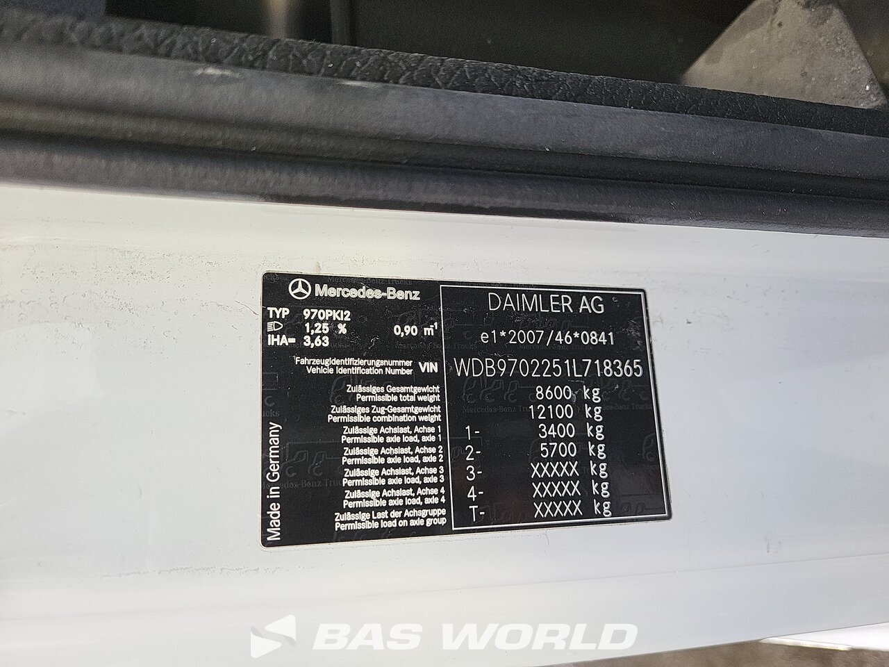 Other : Mercedes Atego 818 Carrosseries fourgons