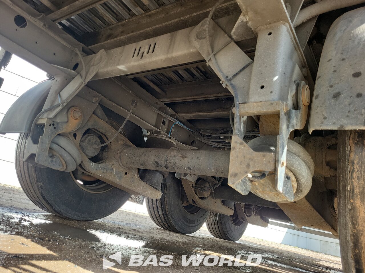 Other : H&W Piso movil