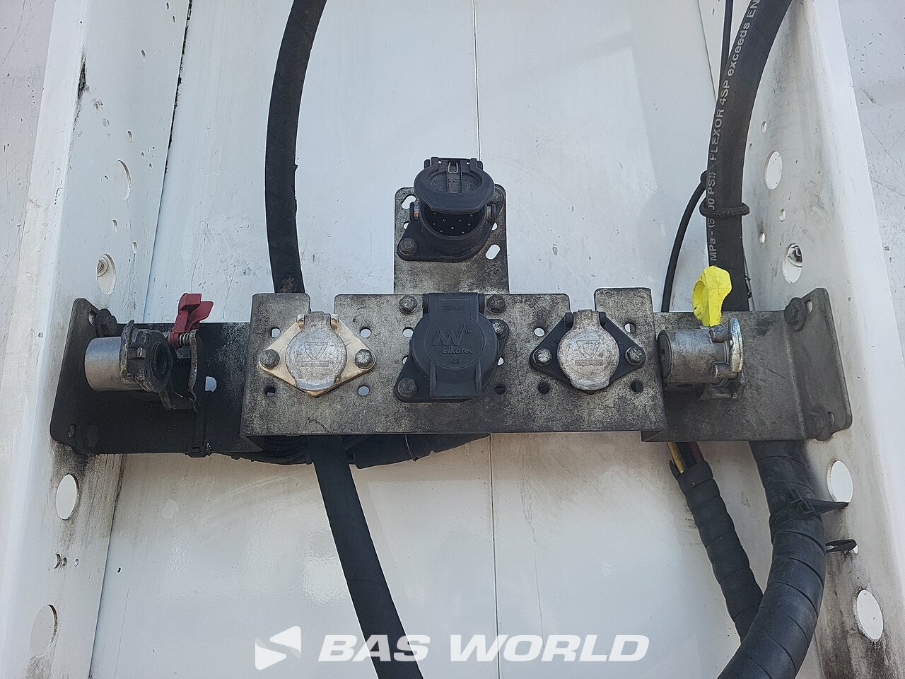 Other : H&W Piso movil